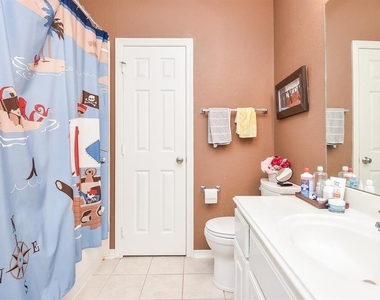 3911 Trailstone Lane - Photo Thumbnail 24