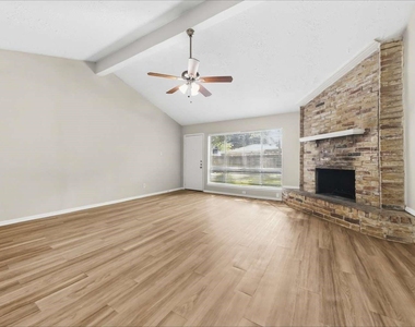 4226 Burkegate Drive - Photo Thumbnail 2