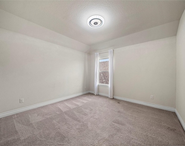 24939 Clearwater Willow Trace - Photo Thumbnail 19