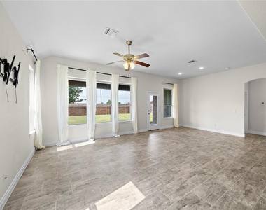 24939 Clearwater Willow Trace - Photo Thumbnail 7