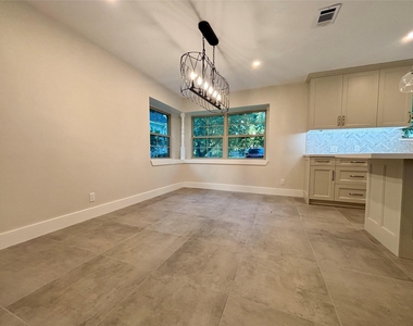 460 Old Hickory Drive - Photo Thumbnail 10