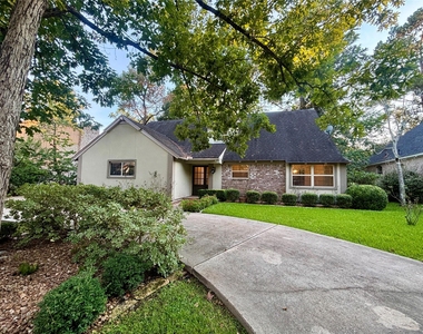 460 Old Hickory Drive - Photo Thumbnail 2