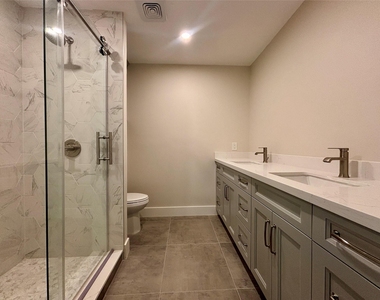 460 Old Hickory Drive - Photo Thumbnail 12