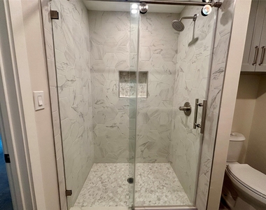 460 Old Hickory Drive - Photo Thumbnail 13