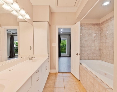 1616 Elgin Street - Photo Thumbnail 9