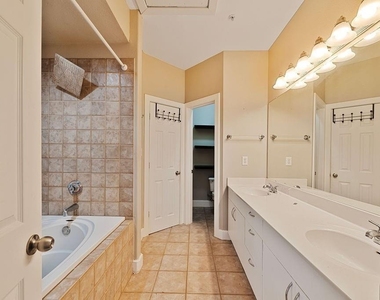 1616 Elgin Street - Photo Thumbnail 8