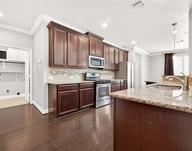 20706 Calloway Crest Court - Photo Thumbnail 13