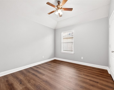 20706 Calloway Crest Court - Photo Thumbnail 33