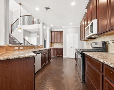 20706 Calloway Crest Court - Photo Thumbnail 11