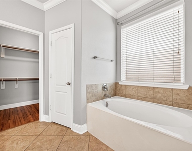 20706 Calloway Crest Court - Photo Thumbnail 22