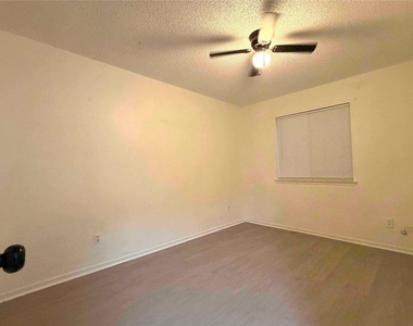 23215 Tree House Lane - Photo Thumbnail 6