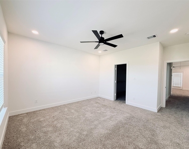 16575 Oasis Glade Drive - Photo Thumbnail 23