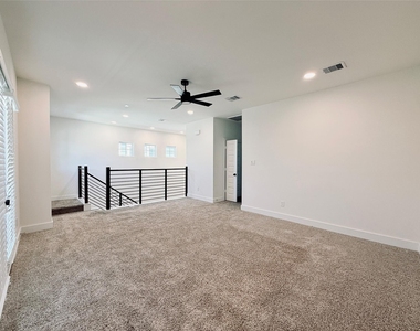 16575 Oasis Glade Drive - Photo Thumbnail 19