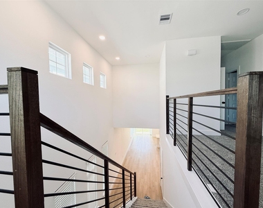 16575 Oasis Glade Drive - Photo Thumbnail 17