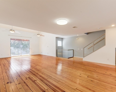 1211 Arthur Street - Photo Thumbnail 14