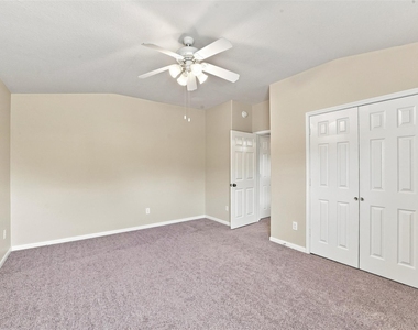 16726 Vivian Point Lane - Photo Thumbnail 32