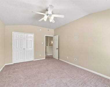 16726 Vivian Point Lane - Photo Thumbnail 29