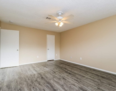 23302 Upper Falls Court - Photo Thumbnail 9