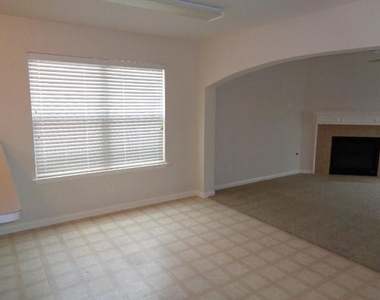 7619 Legacy Pines - Photo Thumbnail 12