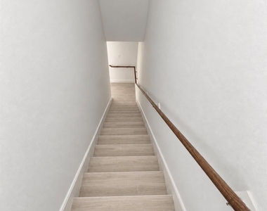 8312 Prairie View Drive - Photo Thumbnail 3