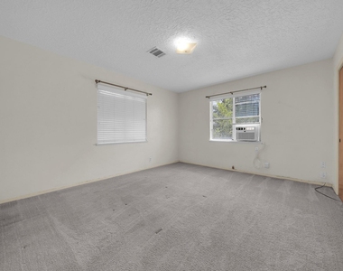5310 Newkirk Lane - Photo Thumbnail 14