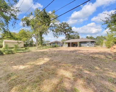 5310 Newkirk Lane - Photo Thumbnail 19