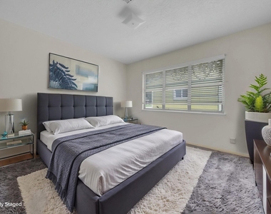 5310 Newkirk Lane - Photo Thumbnail 17