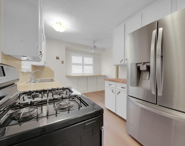 5310 Newkirk Lane - Photo Thumbnail 10