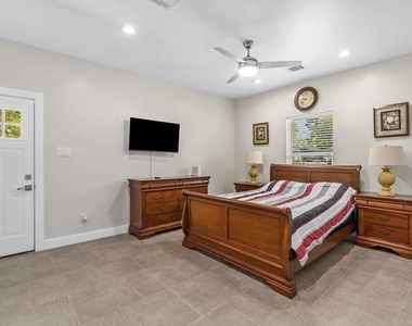 7101 Foster Street - Photo Thumbnail 10