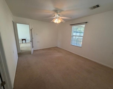 9103 Pine Lane - Photo Thumbnail 6
