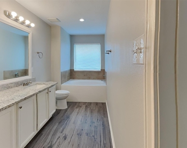 21638 Falvel Misty Drive - Photo Thumbnail 9