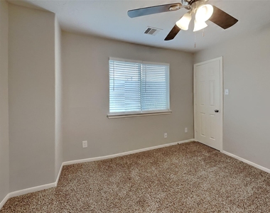 21638 Falvel Misty Drive - Photo Thumbnail 11