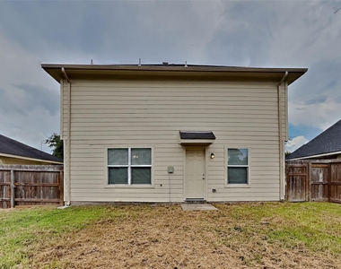 21638 Falvel Misty Drive - Photo Thumbnail 17