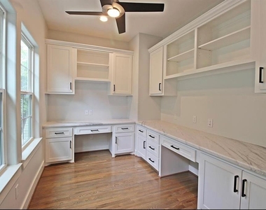 2736 Cortlandt Street - Photo Thumbnail 4
