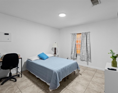 509 Arno Street - Photo Thumbnail 6