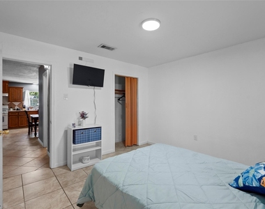 509 Arno Street - Photo Thumbnail 7