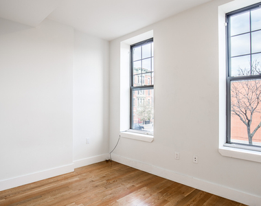 40 Malcolm X Blvd - Photo Thumbnail 1