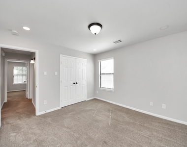 18314 Amalfi Coast Drive - Photo Thumbnail 34
