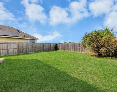 18314 Amalfi Coast Drive - Photo Thumbnail 6