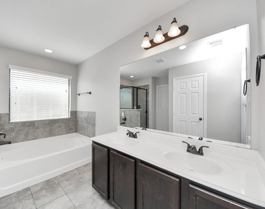 18314 Amalfi Coast Drive - Photo Thumbnail 29