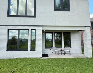 15782 Cairnwell Bend Drive - Photo Thumbnail 32