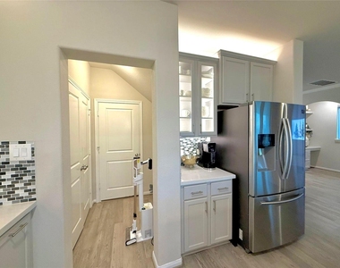 15782 Cairnwell Bend Drive - Photo Thumbnail 14