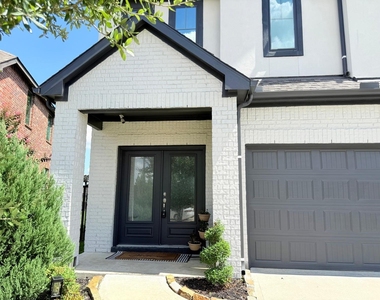 15782 Cairnwell Bend Drive - Photo Thumbnail 2