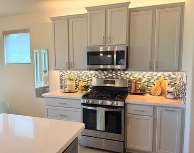 15782 Cairnwell Bend Drive - Photo Thumbnail 13