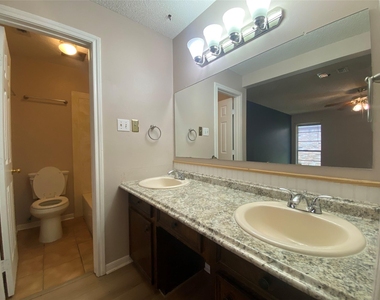 815 Ramada Drive - Photo Thumbnail 12