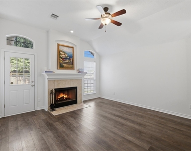 3907 Bridgeberry Court - Photo Thumbnail 2