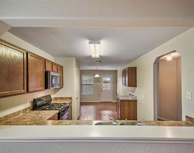 15426 Sableton Crest Lane - Photo Thumbnail 28