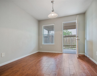 15426 Sableton Crest Lane - Photo Thumbnail 1