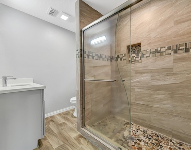 11226 Blades Street - Photo Thumbnail 16