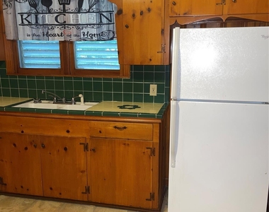 2114 Evergreen Lane - Photo Thumbnail 6